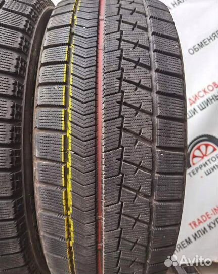 Bridgestone Blizzak VRX 215/55 R17 102H