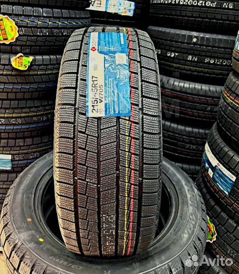 Goform W705 215/45 R17 91T