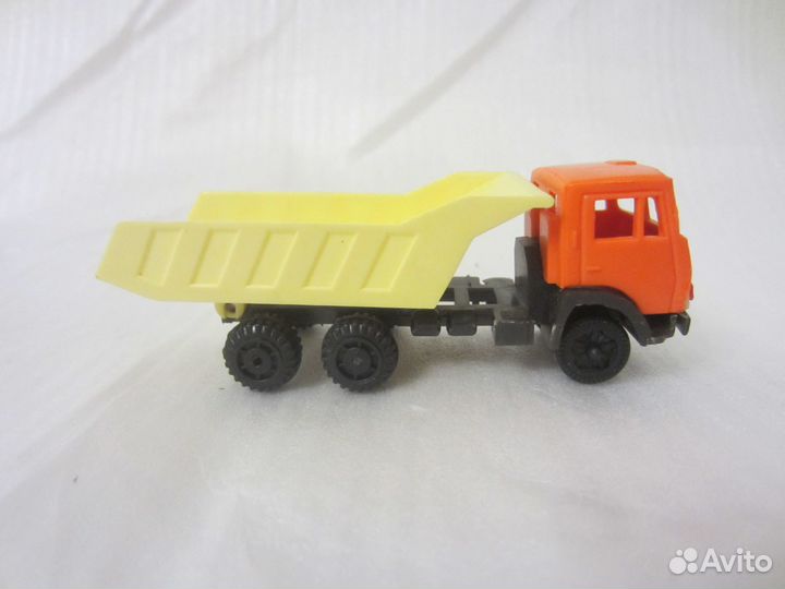 Грузовик-самосвал Камаз Производство Подольск