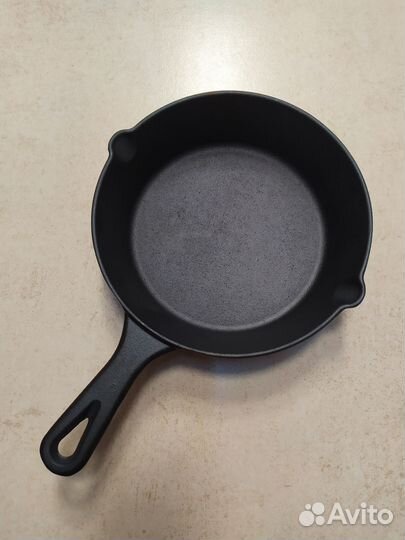 Сковорода чугунная