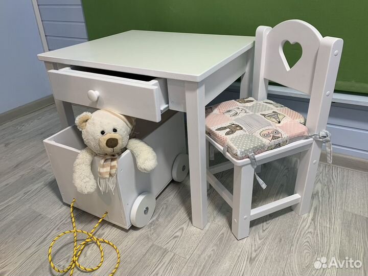 Детский стол и стул из массива, новые