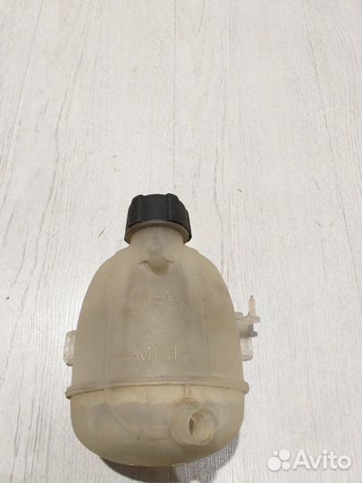 Бачок расширительный антифриза Renault sandero