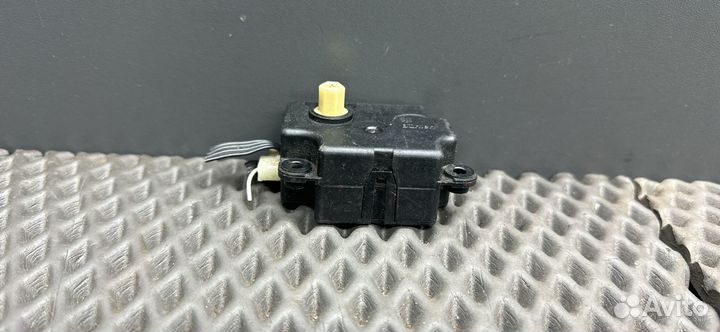 Моторчик заслонки печки Peugeot 206 2000 E2800