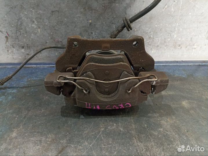 Суппорт передний правый Chrysler Crossfire