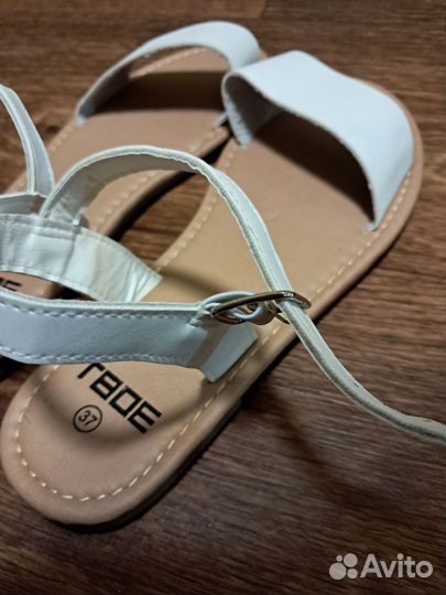 Сандалии женские 37 размер