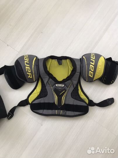 Нагрудник хоккейный Bauer supreme s150