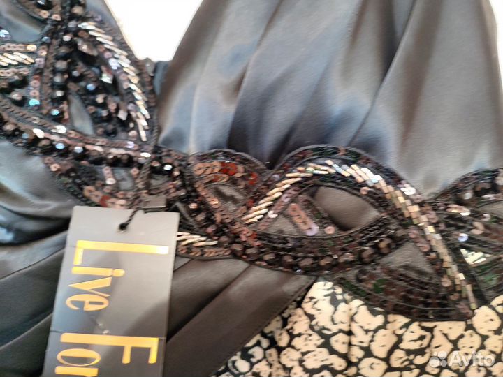 Платье женское 44 46