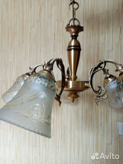 Две люстры Италия, Югославия