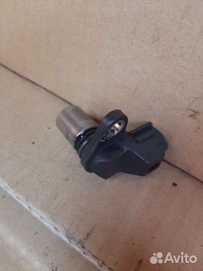 Датчик распредвала Toyota Lexus 2AD