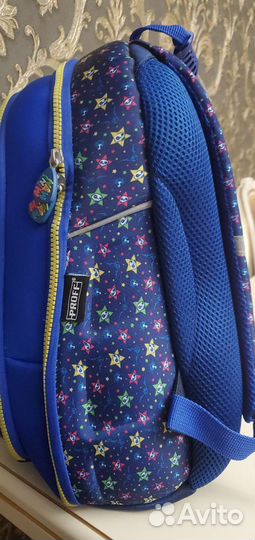 Рюкзак школьный