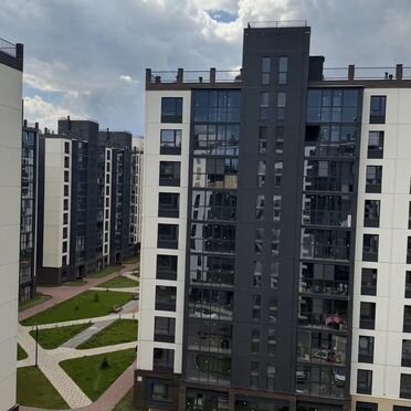 7-к. квартира, 43 м², 1/10 эт.