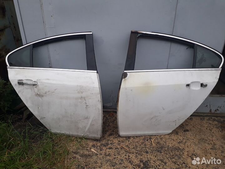 Дверь задняя Opel Insignia
