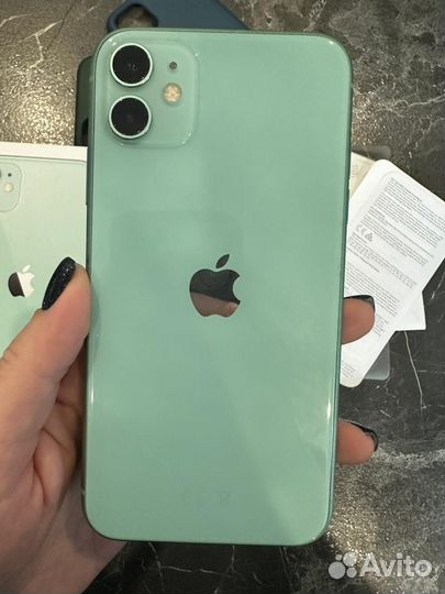 iPhone 11, 256 ГБ