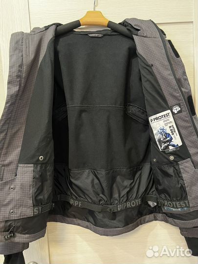 Горнолыжная зимняя куртка Protest 8.000