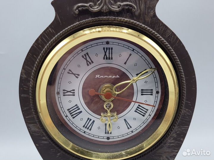Часы настольные Янтарь Кварц СССР корпус пластик