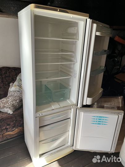 Холодильник