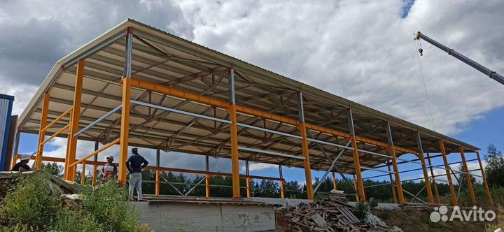 Монтаж сендвич панелей и металлических конструкций