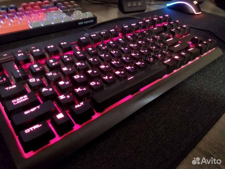 Механическая клавиатура Corsair K63