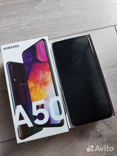 Samsung Galaxy A50, 4/128 ГБ