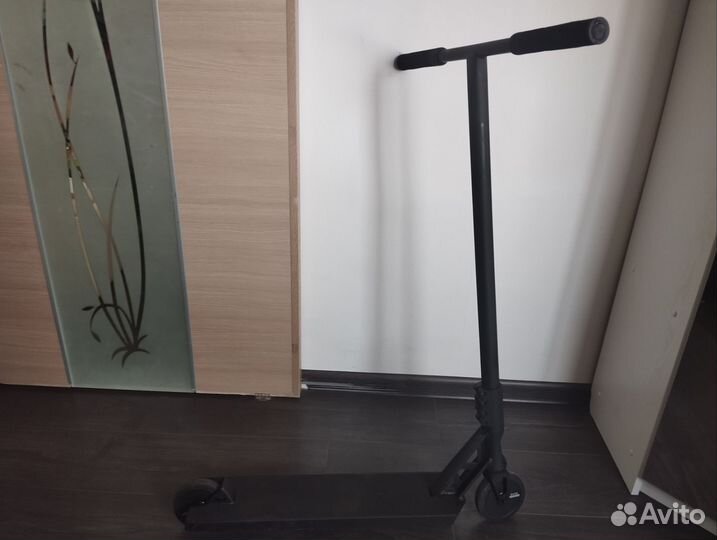 Трюковой самокат tech team zorg