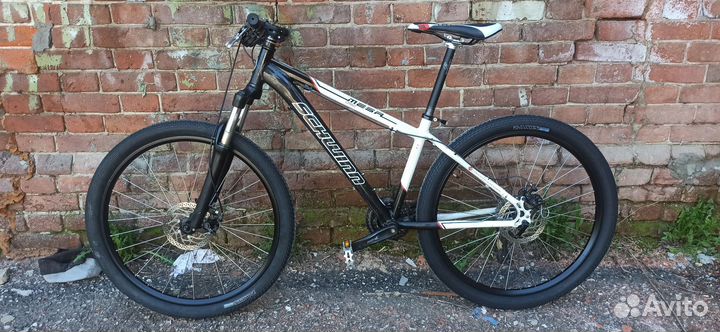 Алюминиевый велосипед Schwinn messa