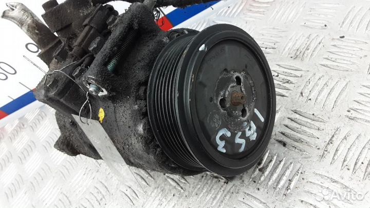 Компрессор системы кондиционирования Mercedes-Benz