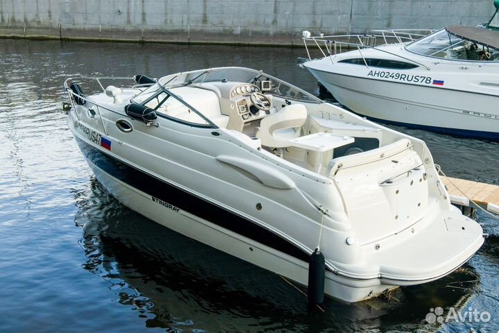 Stingray 250 катер бизнес класса