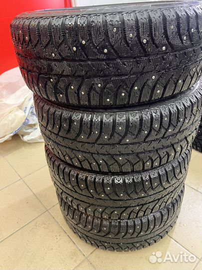 Bridgestone Ice Cruiser 7000 195/55 R15