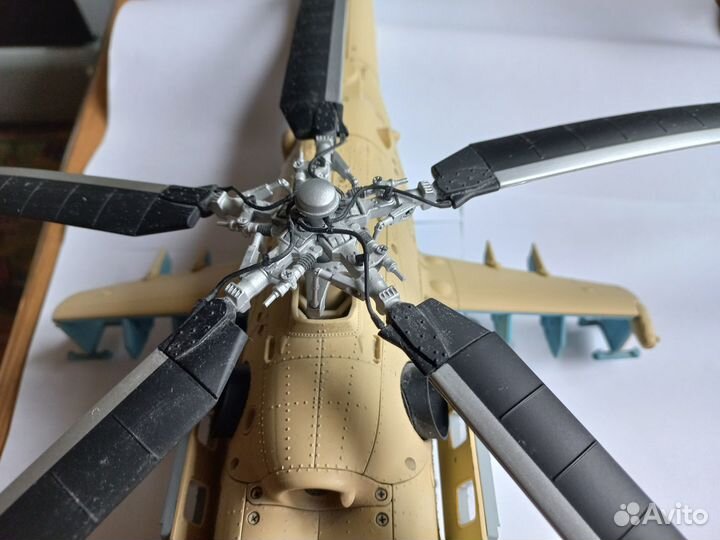 Ударный вертолёт ми-24В коллекционная модель