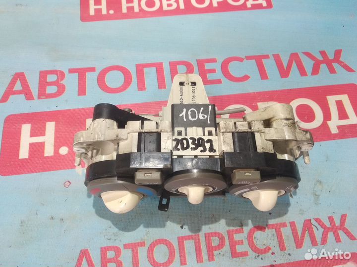 Блок управления климат-контролем Nissan March