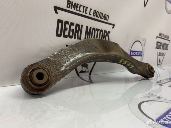 Рычаг задней подвески верхний левый Volvo XC70 08