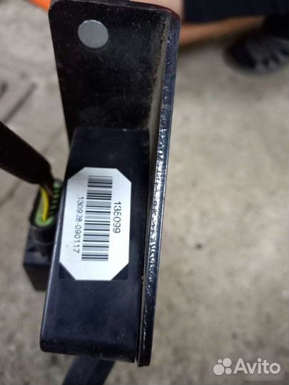 Педаль газа