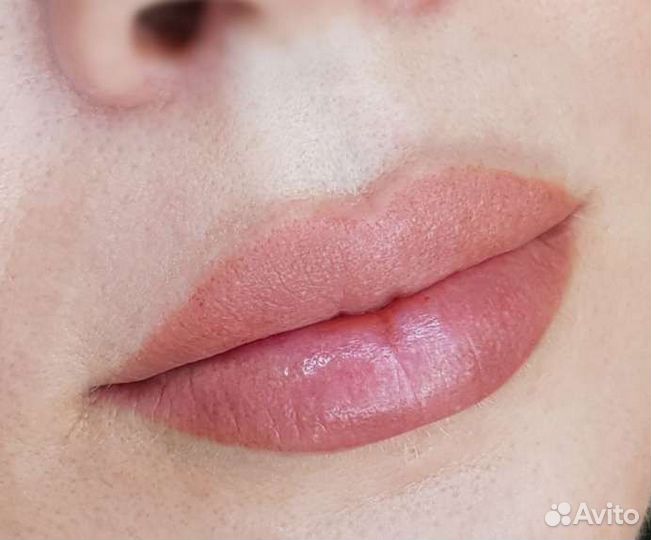 Перманентный макияж губ и бровей