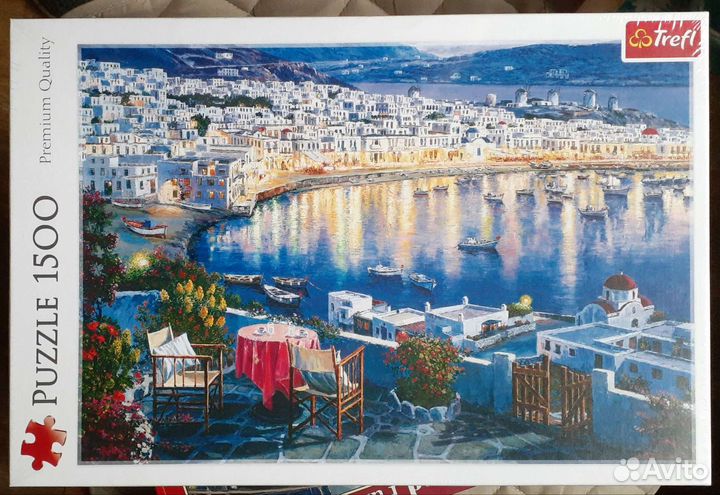 Пазлы разные новые в пленке