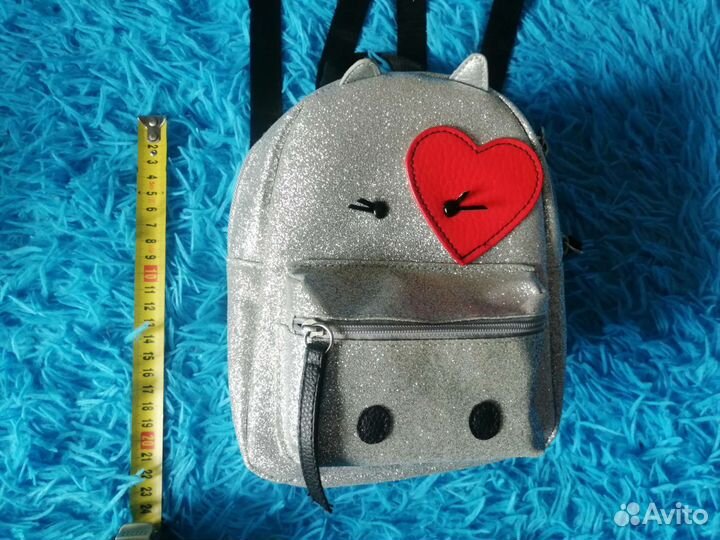Рюкзак серебристый для девочки новый