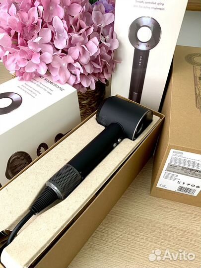 Фен Dyson Supersonic HD08