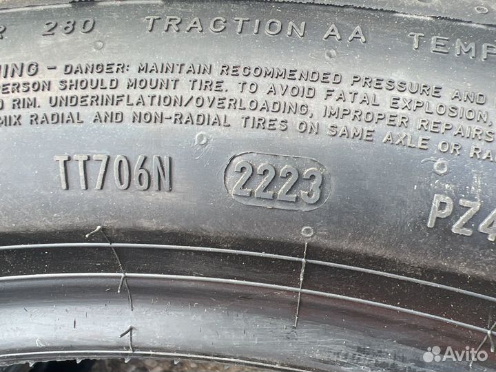 Pirelli P Zero PZ4 275/40 R22 и 315/35 R22