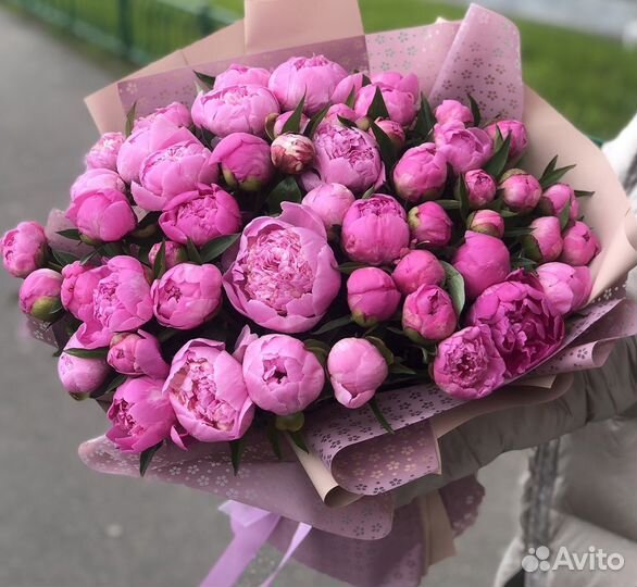 Доставка цветов и букетов