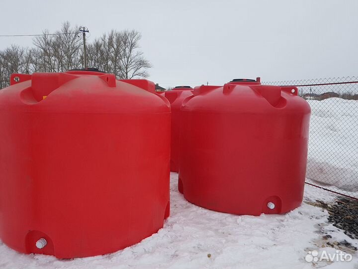 Пластиковая ёмкость TR касс 5000 л красная