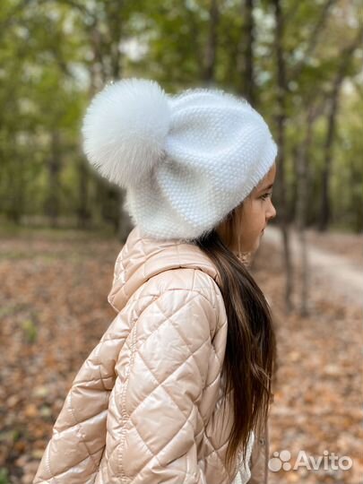 Берет ручной вязки