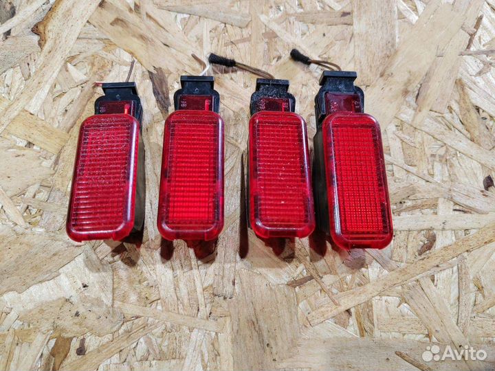 Фонарь салона (плафон) Audi A4 B8/8K 2009