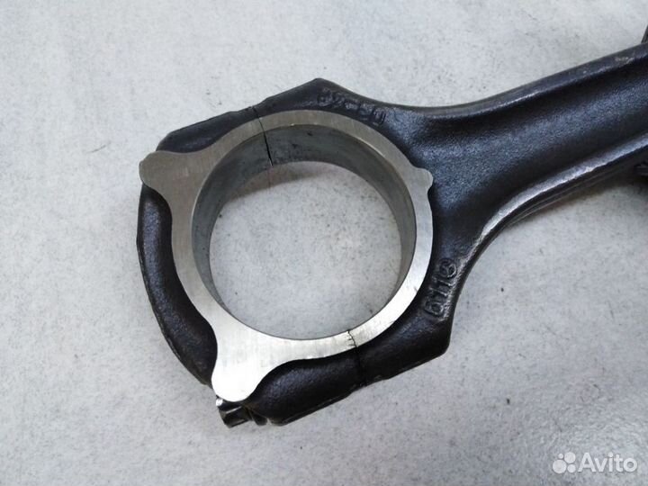 Поршень с шатуном Мерседес