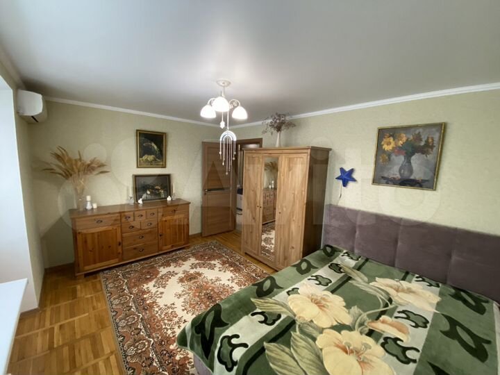 3-к. квартира, 70 м², 3/10 эт.