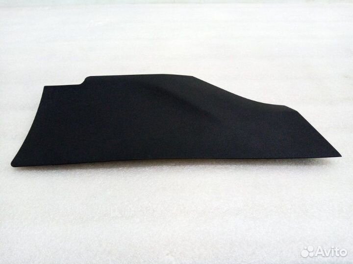 Накладка консоли левая Kia Sorento Prime UM D4HB