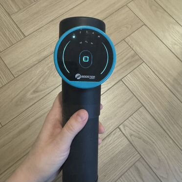 Перкуссионный массажер booster m2
