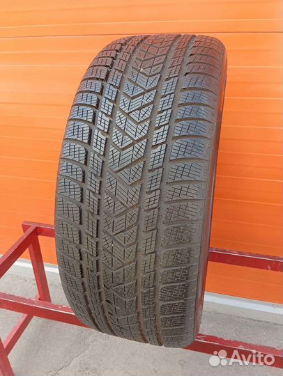 Pirelli Scorpion Winter 275/45 R21 110V