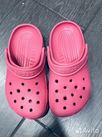 Crocs сабо и сандалии в ассортименте