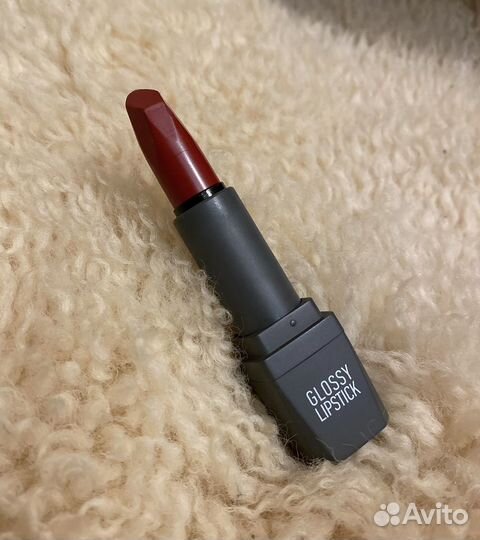 Помада inglot