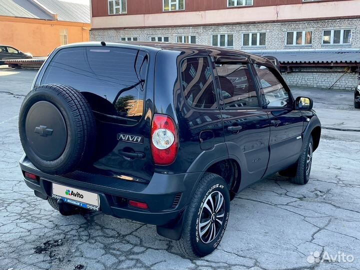Chevrolet Niva 1.7 МТ, 2011, 130 000 км