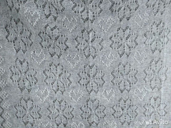 Паутинка пуховая. Ажурный пуховый платок